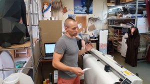 Продолжаем наш обзор плоттера для резки наклеек