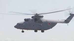 Погрузка тактического десанта в вертолет Ми-26 перед активной фазой маневров «Восток-2018»