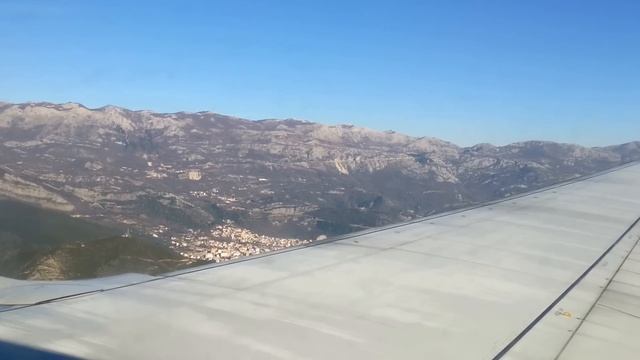 Посадка в Тиват (Черногория) Landing in Tivat (Montenegro) смотреть онлайн