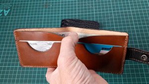Компактные кошельки из кожи своими руками.Обзор.