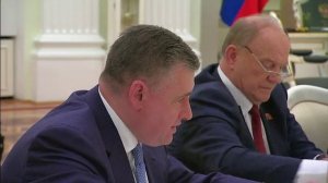 Встреча с руководителями фракций Государственной Думы Владимир Путин???