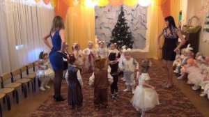 1 младшая группа. Новогодний хоровод