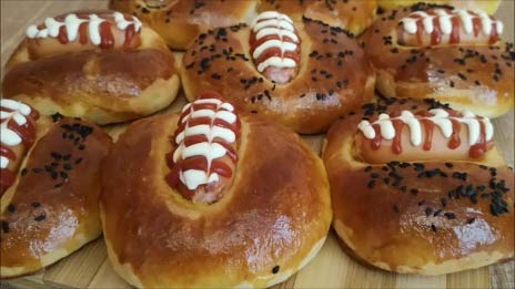 ДОМАШНЯЯ ВЫПЕЧКА мини хот-доги ВОЗДУШНОЕ дрожжевое тесто