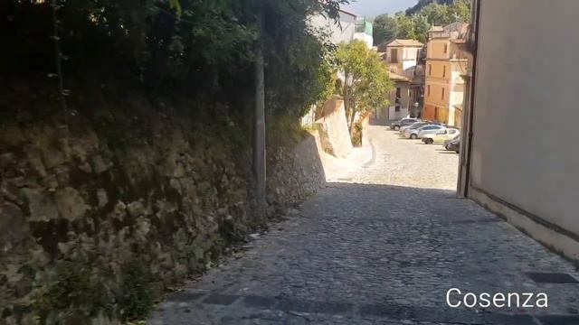 Калабрия,  город Козенца (Cosenza)