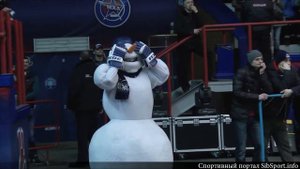 Маскот Сибири плачет! КХЛ - Снеговик Сибири.