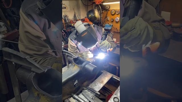 Ремонт чугунного моста погрузчика смотреть онлайн