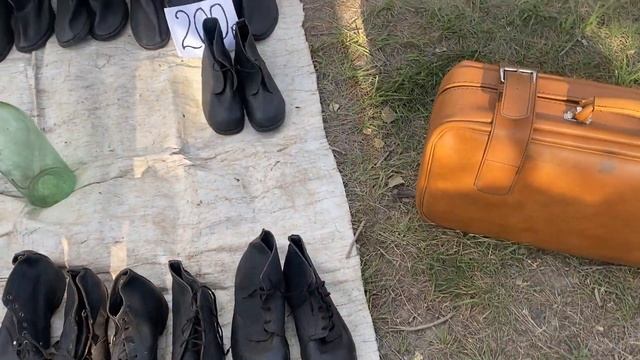 Очень интересные старые вещи с "Нищего Рынка" смотреть онлайн