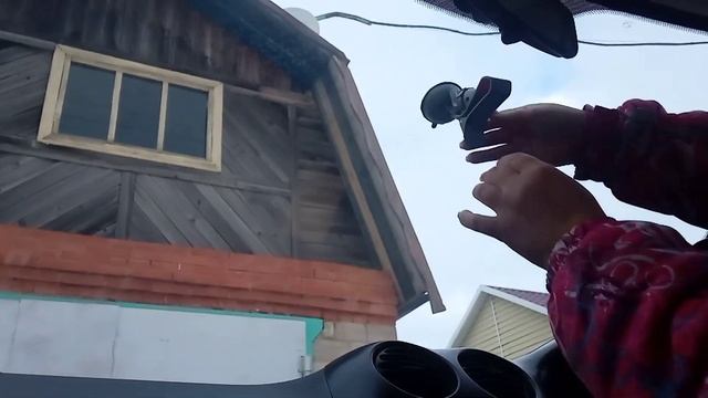 Закрепила держатель телефона на лобовое стекло смотреть онлайн