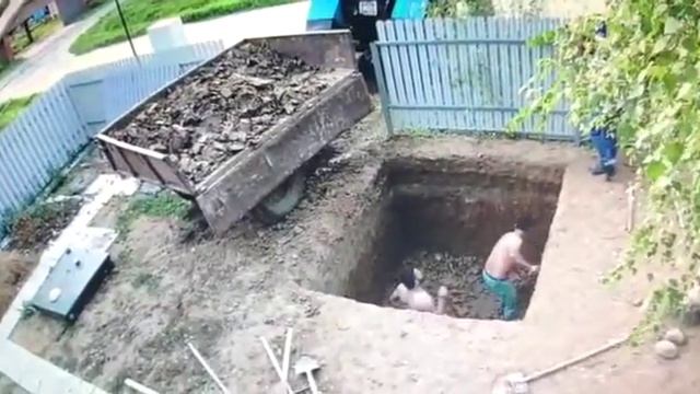 Пластиковый погреб ГудВэй - подготовка котлована смотреть онлайн