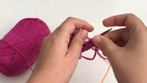 Узнай как вязать по кругу на круговых спицах.