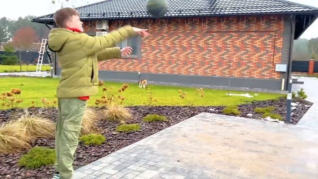 БРАТЬЯ НАШЛИ СПРЯТАННЫЕ ДЕНЬГИ. ЦЕЛОЕ ВИДЕО. БРОС ШОУ