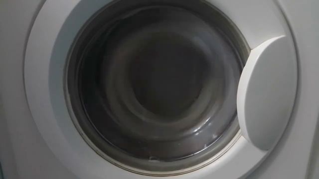 Indesit WISL62. Balanced spin. смотреть онлайн