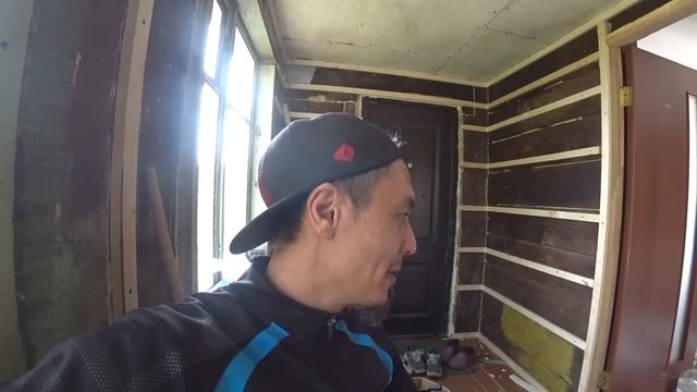 ПРИВЕЗ СЕМЬЮ ОЦЕНИТЬ ПАПИН ДВИЖ С РЕМОНТОМ ВТОРОЙ КОМНАТЫ НА ДАЧЕ! ВОССТАНОВЛЕНИЕ СТАРОЙ ДАЧИ СТОЛЫ смотреть онлайн