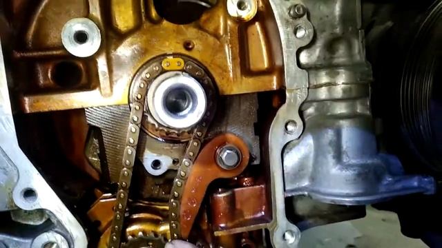 Toyota RAV4 Сломан шкив. Вдавлина шпонка. Снимаю Цепь ГРМ. смотреть онлайн