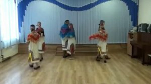 Танец с русскими платками