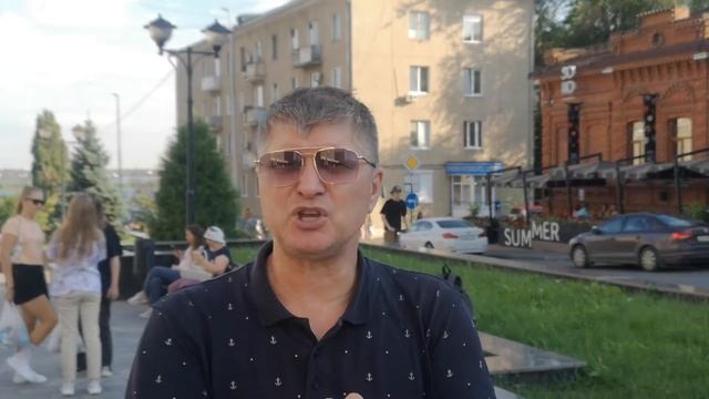 Канал "ЯЛегенда" Влад Бородин представляет фонтаны и рестораны Саратова