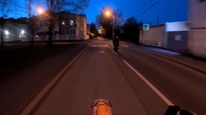 прохват на мотарде по городу, шашки, менты, avantis Enduro 300 Pro Efi