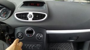 How to enter a Renault Clio 3 radio code