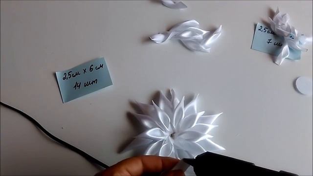 Белый ободок для волос из лент 2,5 см.Канзаши. МК/White headband with ribbons are 2.5 cm. MC
