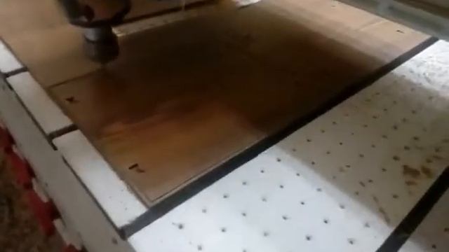 Фрезерная резка HPL панелей.
