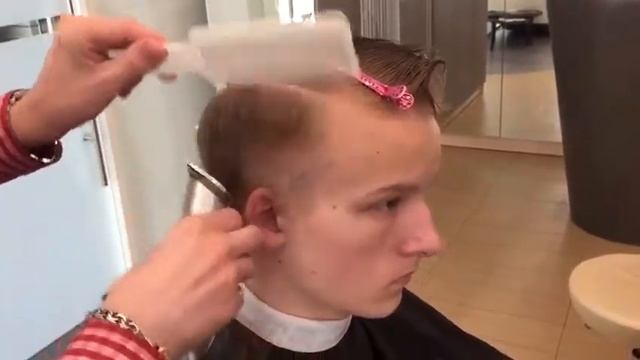 Мужская стрижка, стрижка машиной смотреть онлайн