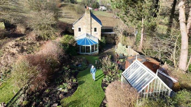 Chevin Brae: NGS Garden Early Spring Tour смотреть онлайн