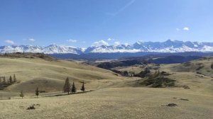 Смотровая площадка с видом на Северо-Чуйский хребет. Республика Алтай