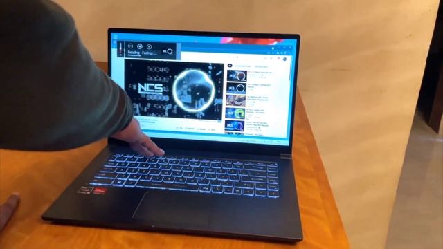 BEST LAPTOP FOR STUDENTS? // MSI MODERN 15 RYZEN 5 1 month REVIEW (2021 edition) смотреть онлайн