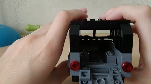 Модель УАЗ 469 из LEGO. Инструкция компании brickmania. смотреть онлайн