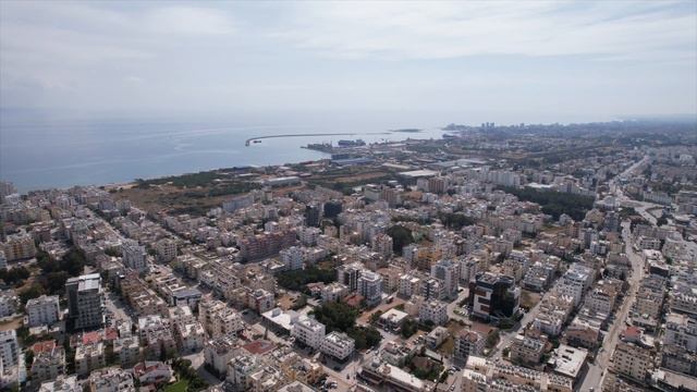 Жильцы рассказывают минусах и плюсах жизни в кокомплексе ЖК Роял сан ( Royal Sun ) Северный Кипр смотреть онлайн