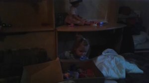 Мама какает в штаны.