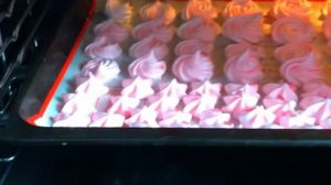 Французская меренга-маленькие вкуснейшие детские безюшки?