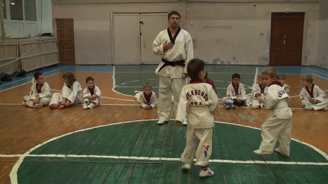 Будущие чемпионы СК "Выбор", 2014г. смотреть онлайн