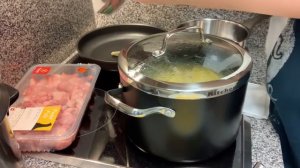 Jollibee nga ba? | Home Swiss Home
