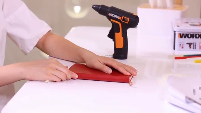АККУМУЛЯТОРНЫЙ КЛЕЕВОЙ ПИСТОЛЕТ ✧ WORX - WX890