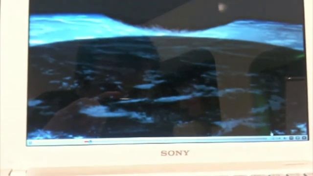 Sony W Series Netbook Playing HD Video смотреть онлайн