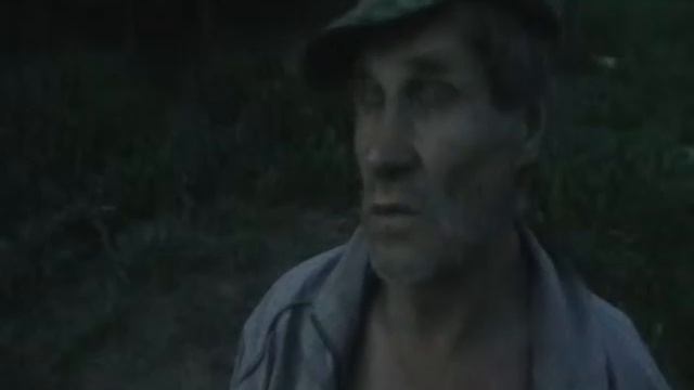 На гармошке у церкви на паперти! смотреть онлайн