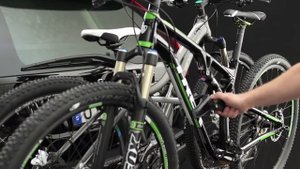 Велобагажник на фаркоп Thule Easy Fold для перевозки 2 х велосипедов