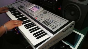 Ketron Audya 5.Стиль Elektro House  - Bass, Live Gitar, Audio Drums Natural!!!