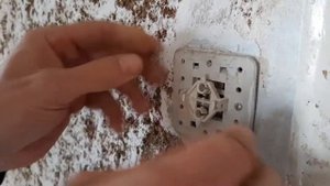 Как снять выключатель.