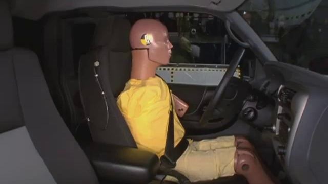 2008 Ford Ranger extended cab side IIHS crash test смотреть онлайн