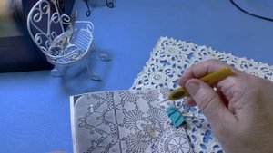 "Белый шоколад" это великолепная салфетка, роскошная и изящная.