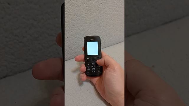 Включение/выключение телефона Nokia