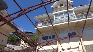 Улица Мирная в Лазаревском, гостевой дом "Дача". Май 2015. Lazarevskoe SOCHI RUSSIA