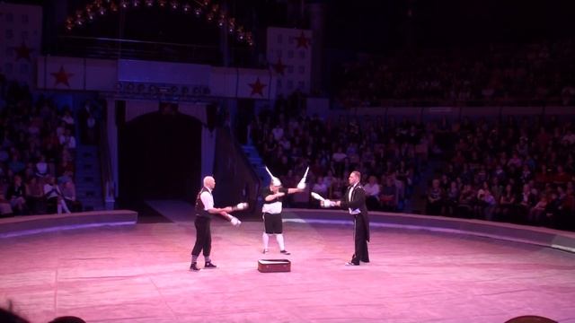 ЭкиВоки — клоунское трио реприза Булавы смотреть онлайн