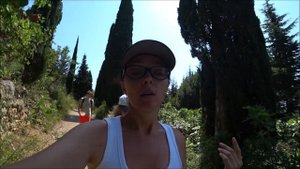 Отдых в Крыму / Безлюдные пляжи ЮБК / поселок Никита Крым Никитская расселина