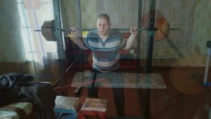 Жим,подъем на бицепс сидя ,присед,жим стоя..mp4