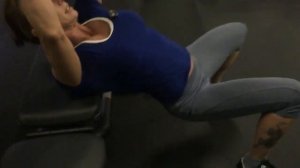 Пуловер с диском на мышцы груди  ягодичный мост