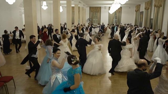 Московская кадриль (Moscow quadrille) смотреть онлайн