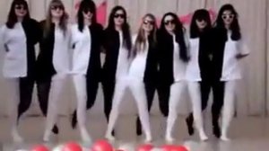 Танец Домино